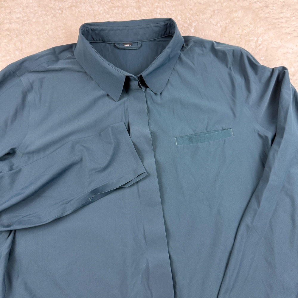Athleta Urbanite Top Women Large Teal Blue Button Up Long Sleeve Stretch Shirt
